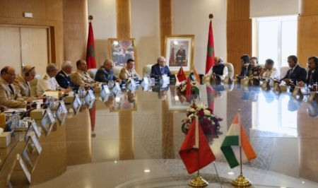 Loudyi recibe al ministro de Defensa de la República de la India