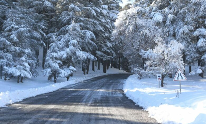 Ifrane: Forte mobilisation et mesures proactives pour faire face à la vague de froid et protéger la population
