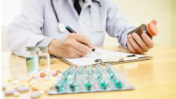 L’acquisition des médicaments et les marchés publics se font dans le cadre exclusif de la loi