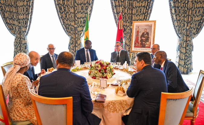 Su Majestad el Rey ofrece un almuerzo en honor del primer ministro senegalés y la delegación que lo acompaña