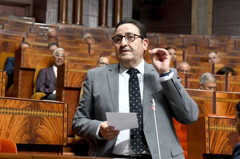 kayouh-parlement.jpg kayouh-parlement.jpg