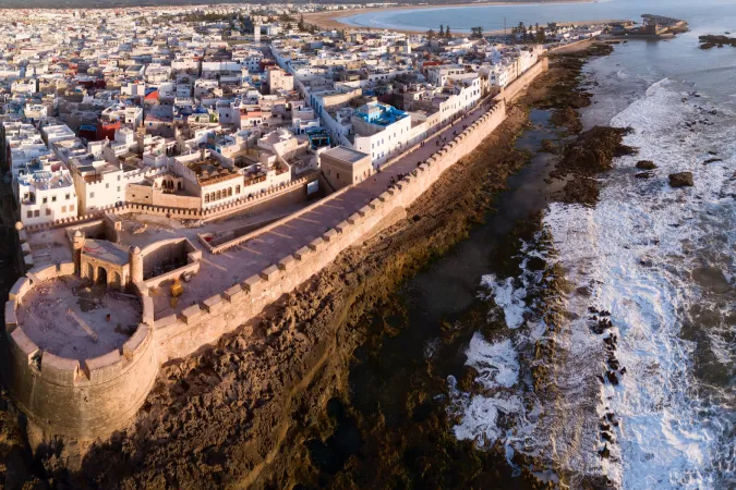 الصويرة تحتضن إطلاق القافلة الجهوية للتعريف بنظام الدعم الخاص بالمقاولات الصغيرة جدا والصغرى والمتوسطة لجهة مراكش-آسفي