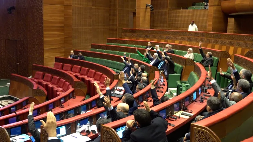 La Chambre des conseillers adopte à la majorité le projet de loi sur la grève