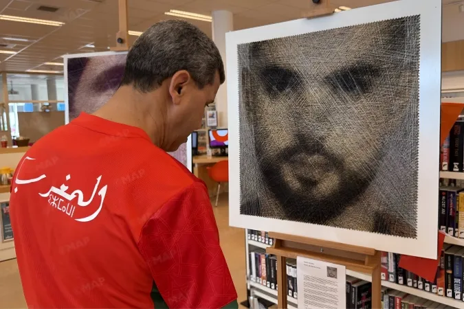 Amsterdam Exhibition Celebrates Moroccan and Dutch Football Stars Through String Art
